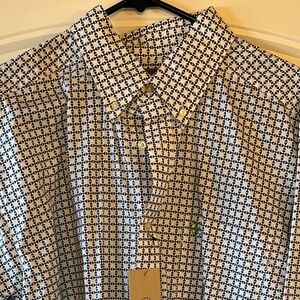 Ariat Men’s L/S shirt. NWT. White, green, navy. Beautiful shirt.